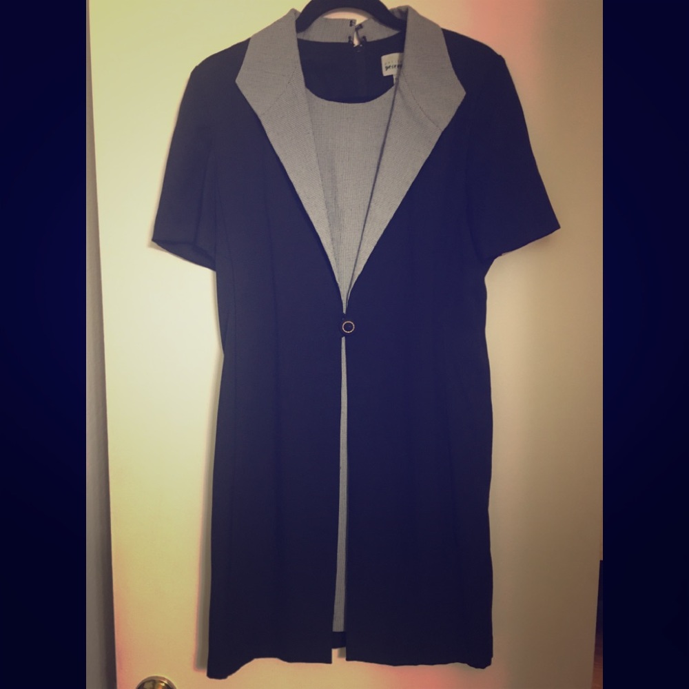 Retro combined dress suit.